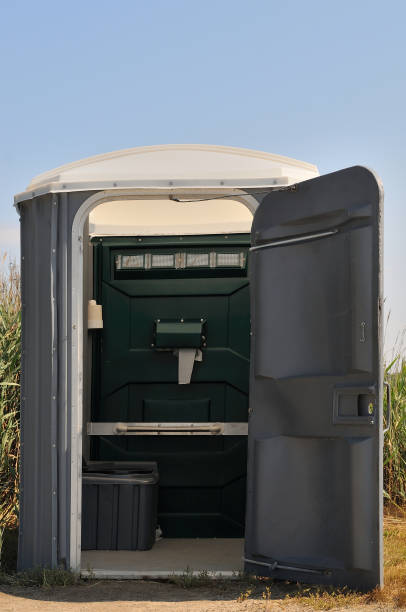 Best Best portable toilet rental  in Oswego, IL